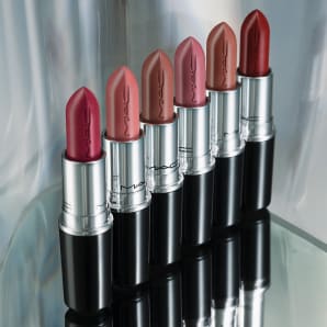 Lustreglass Sheer-Shine Lipstick